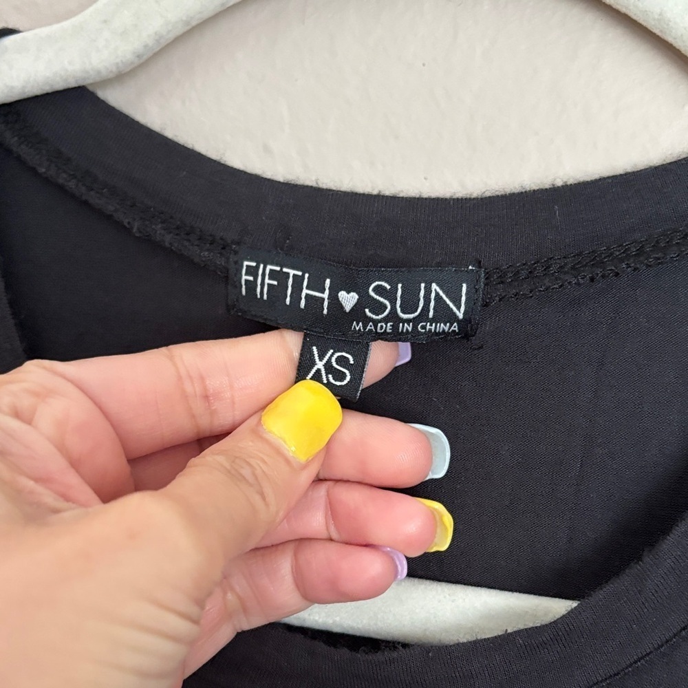 Fifth Sun- Wine Black Graphic Tank Top size XS - Picture 3 of 6
